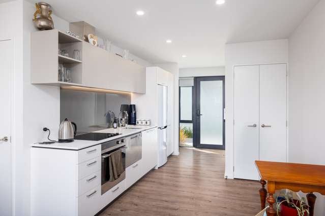 4/50 Antigua Street Addington_3