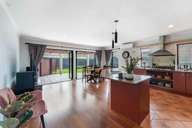 15 Menen Place_4