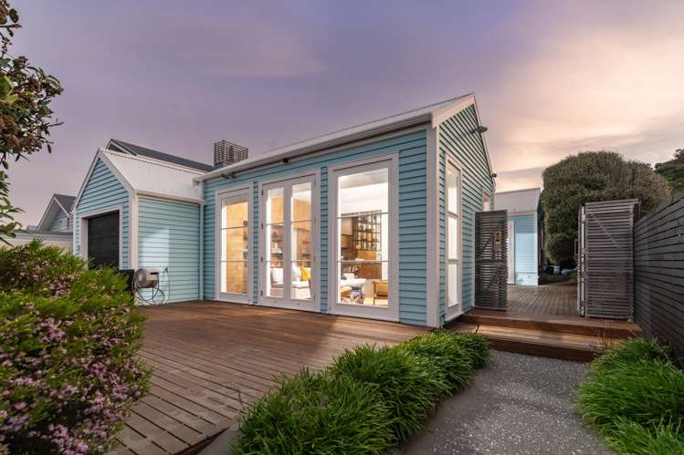 69 Marine Parade Seatoun_18