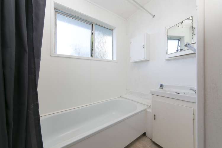 90 Millbrook Road Henderson_11