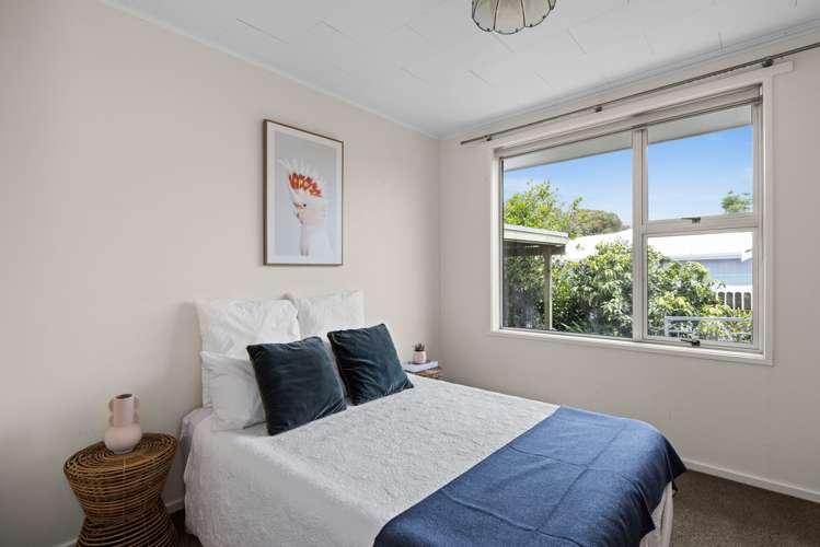 332 Clifton Road Te Awanga_9