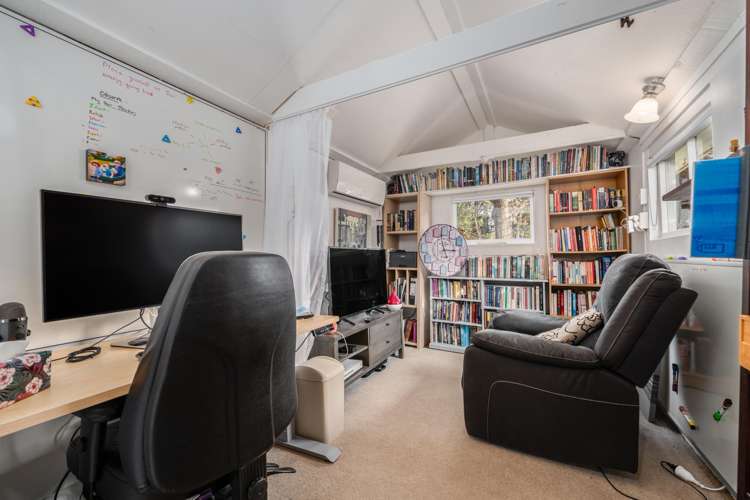 28 Handyside Street Tawa_35