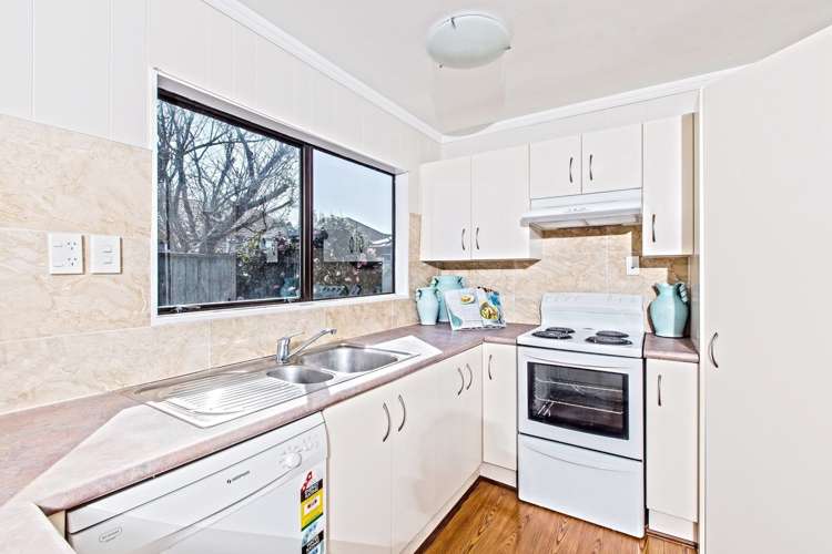 2/66 Arawa Street New Lynn_7