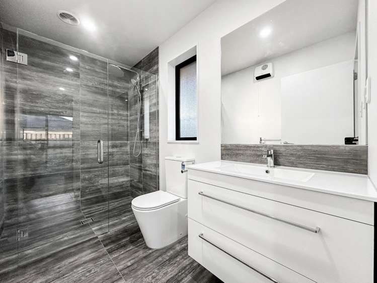 27 Crossley Avenue Woodend_13