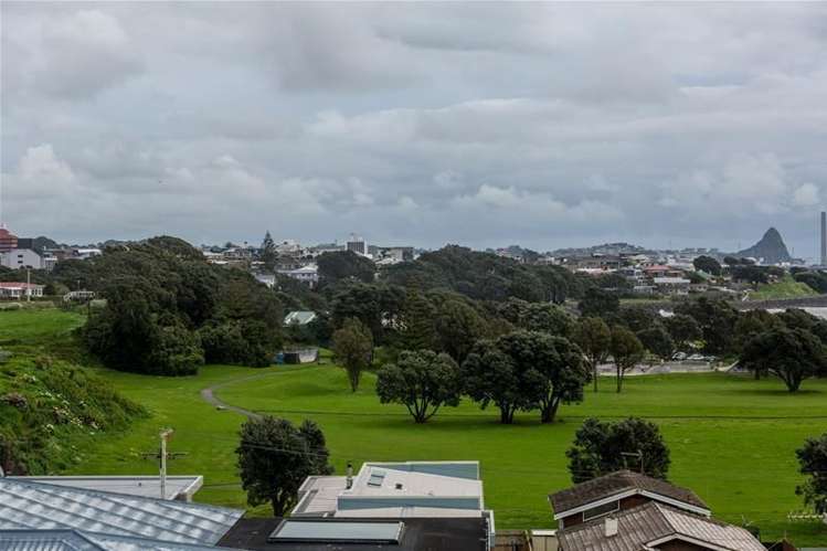 5 Mclean Street Strandon_11