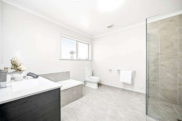 13A Squirrel Lane Browns Bay_10