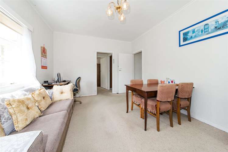 1/3 Seabrook Avenue New Lynn_12