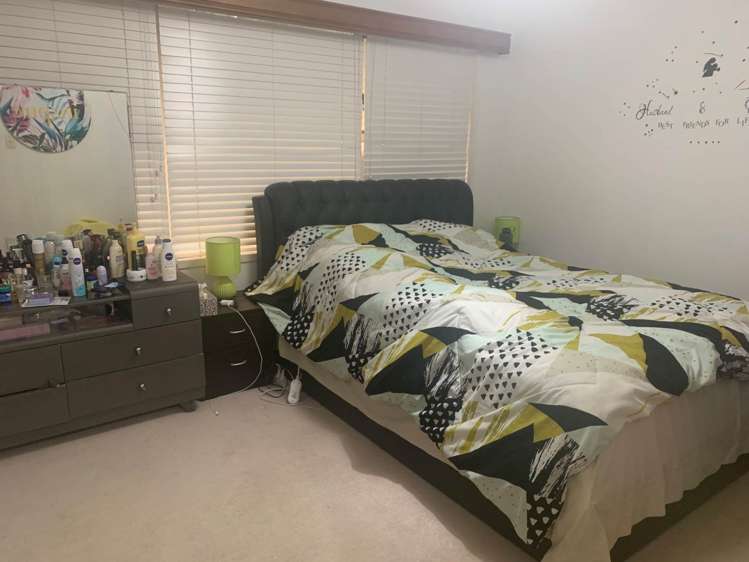 1/52 Bentley Avenue Glenfield_4