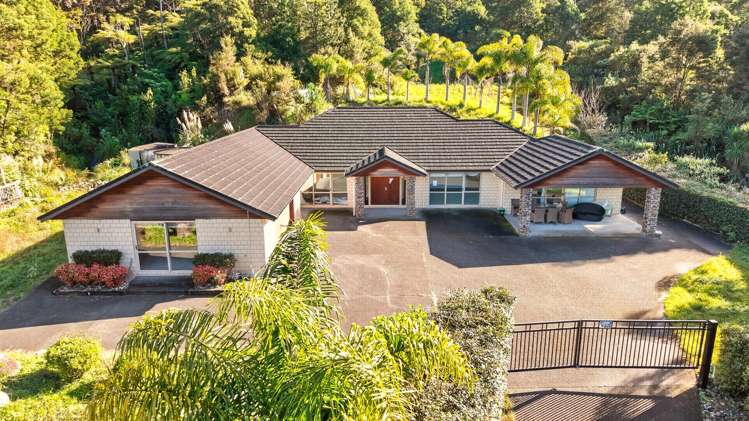 12 Stevensons Crescent Albany Heights_0