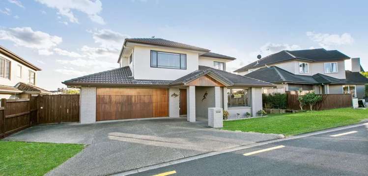 10 Kouras Place 10673_0