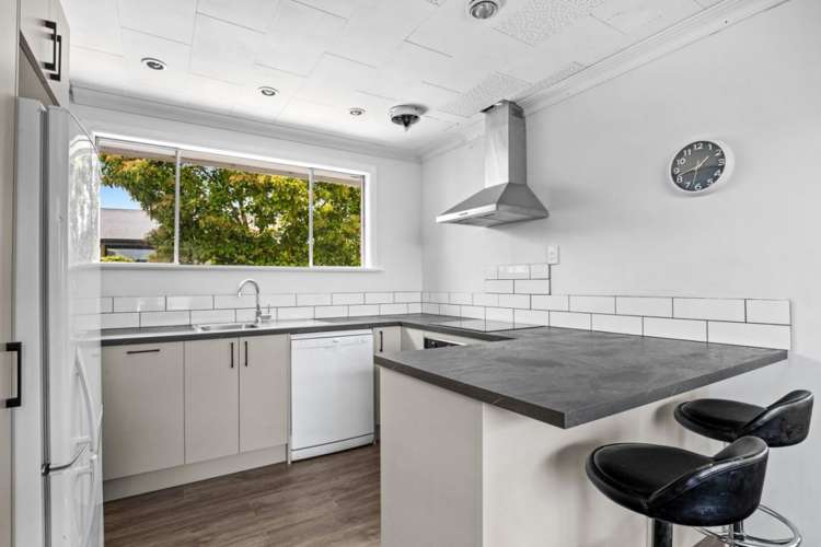 93 Russell Street_0