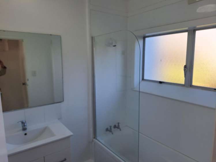 2/57a Wallace Road Papatoetoe_7