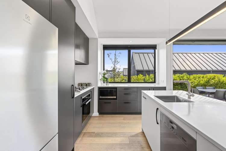 2 Mckenzies Shute Jacks Point_8