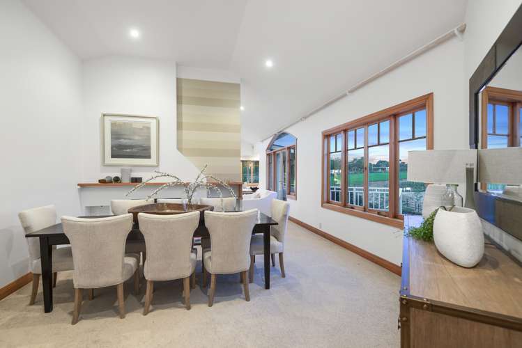 55 Barrett Road Riverhead_8