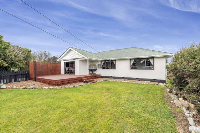 83 Gordon Street Southbridge_3