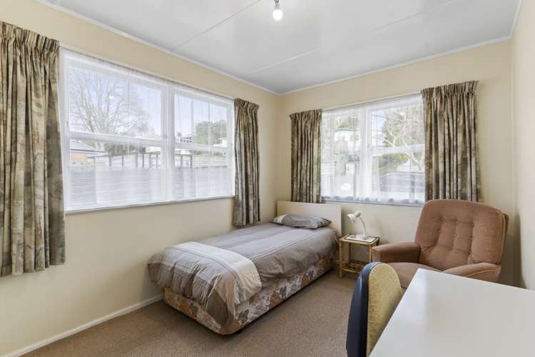 74 Vandeleur Avenue Birkdale_17