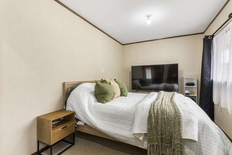 2/7 Roslyn Road Mount Wellington_7