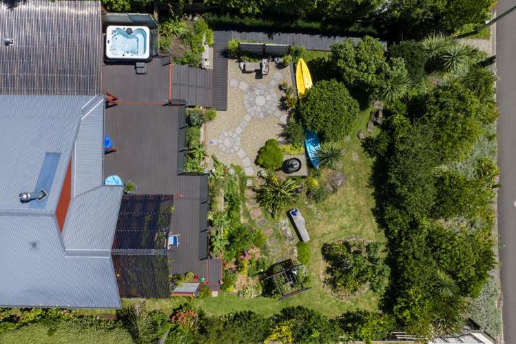 21 Opotoru Road Raglan_42