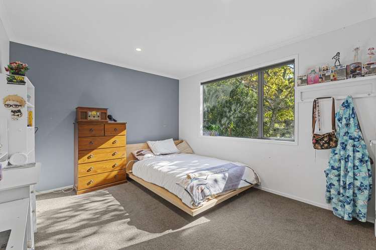 198 Seaview Road Westown_16