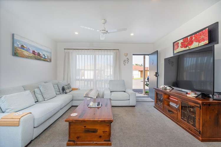 5/2 Mayfair Close_4