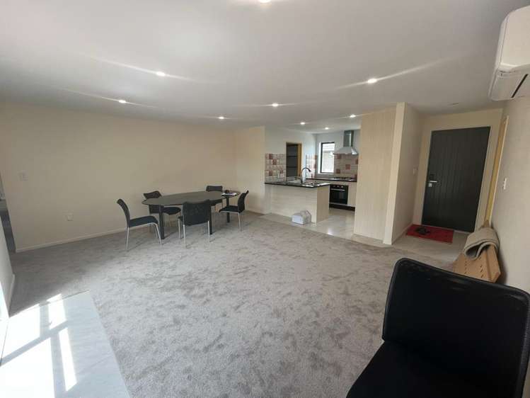 282 Ellerslie-Panmure Highway Mount Wellington_3