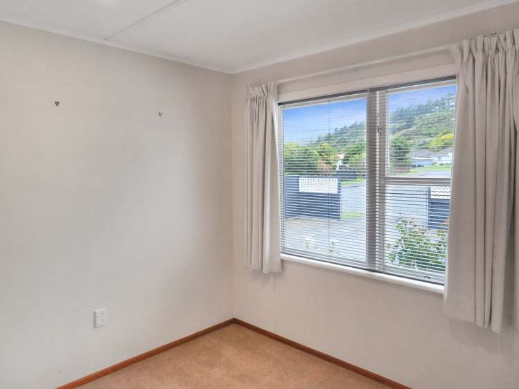 82 Wood Street Wainuiomata_9