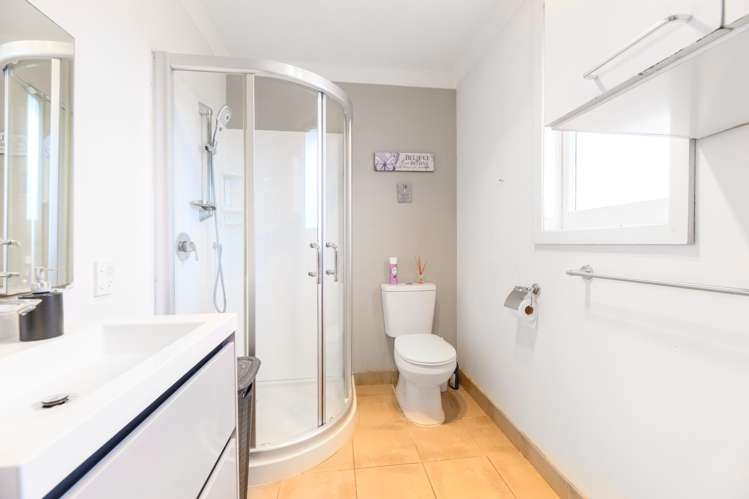 54 Don Buck Road Massey_9