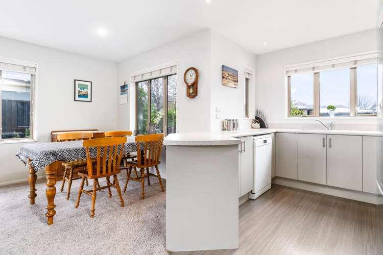 14 Weston Way_3