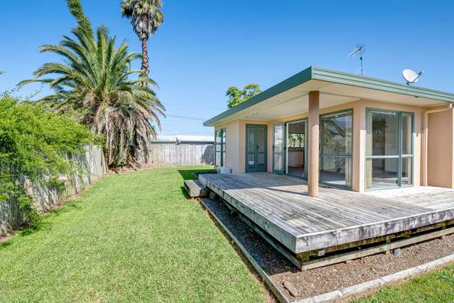 2/112 Parkhurst Road Parakai_1