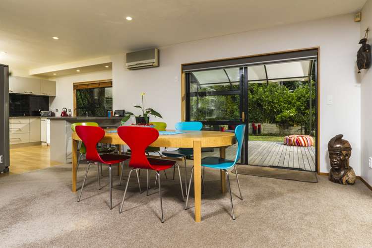 2/22 Heathcote Road Castor Bay_6
