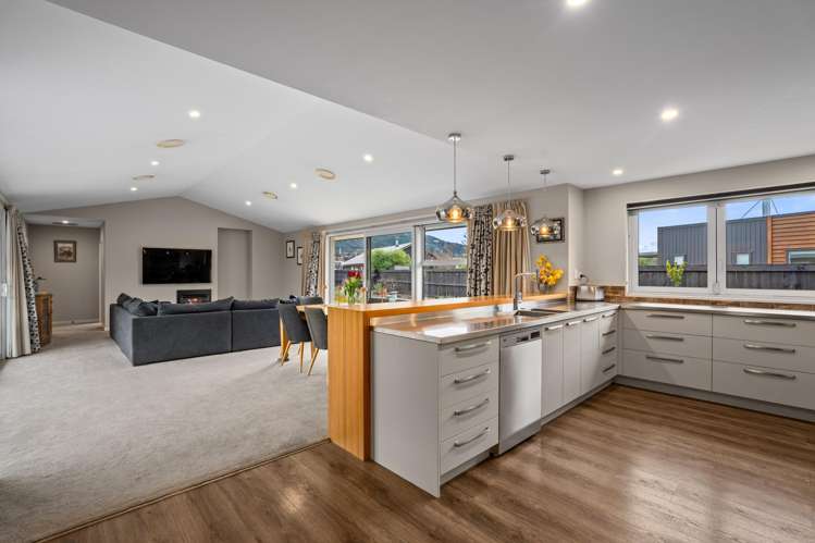 7 Mallard Street Albert Town_7