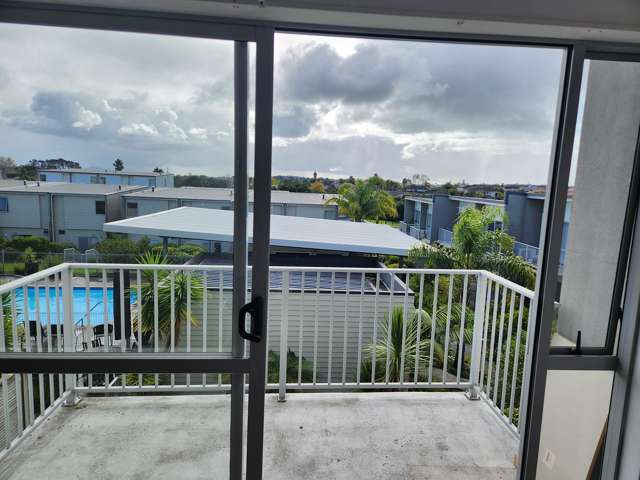 32/7 Kelvin Hart Drive East Tamaki_1