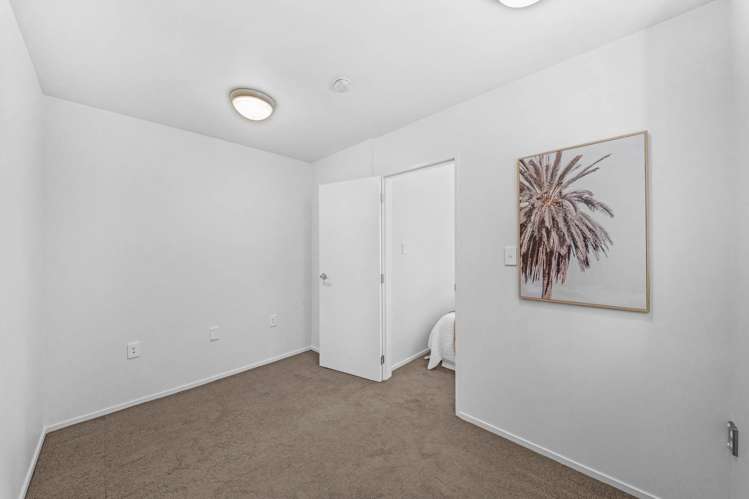 263 Golf Road Titirangi_33