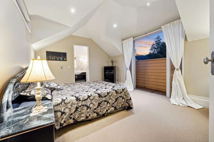 291 Forest Hill Road Waiatarua_19