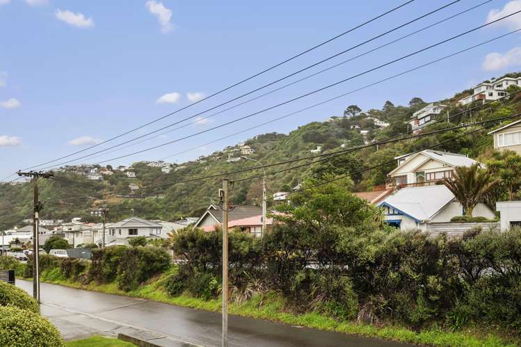 24/125 Queens Drive Lyall Bay_9