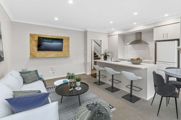 2/25 Thackeray Street Hamilton Lake_1