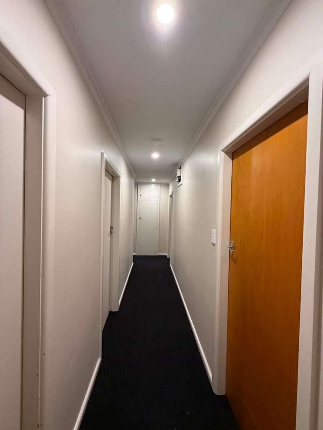 82 Teesdale Street Burnside_3