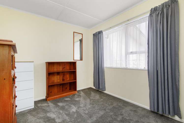 1/8 Kew Grove Wainuiomata_7