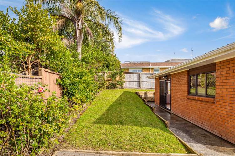 31 Petrel Place Massey_22