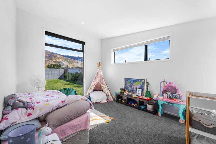 18 Stackbrae Avenue Wanaka_11