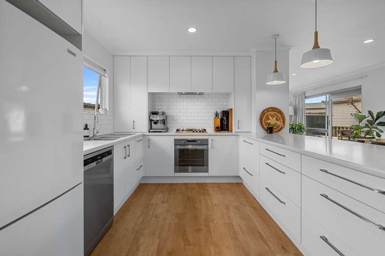 57 Sherwood Street Bellevue_3