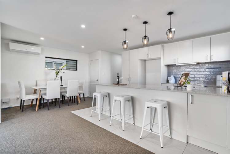 27 Lili Chen Way Mangere Bridge_3