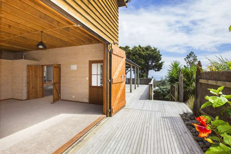 81 Cape Rodney Road Leigh_19