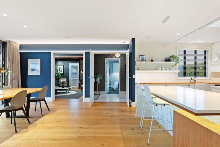 21 Bluestone Drive Waitikiri_5
