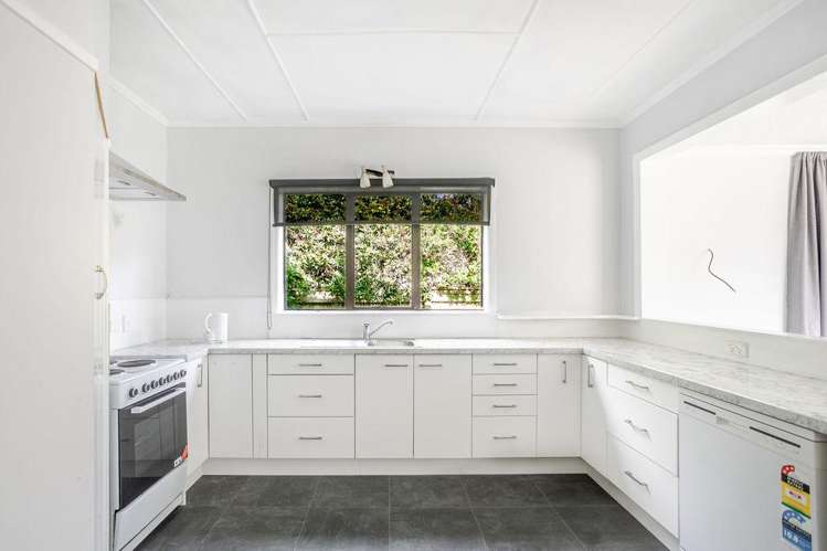 9 Madrid Street Dannevirke_4
