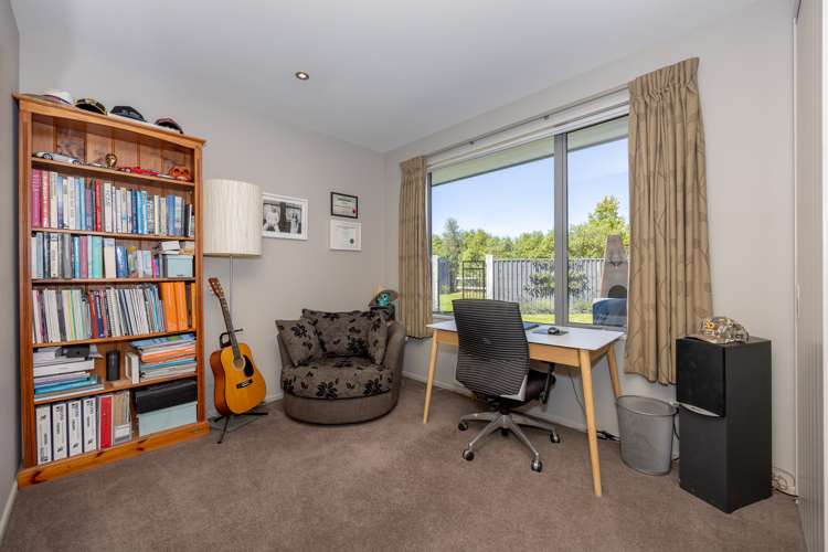 43 Hardie Place Albert Town_19