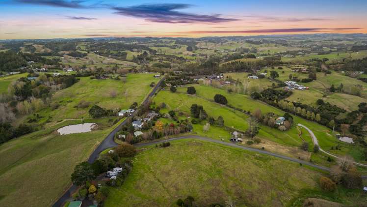 25 Hawkes Access Road Waitoki_26