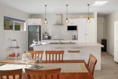10B Waitete Road_3