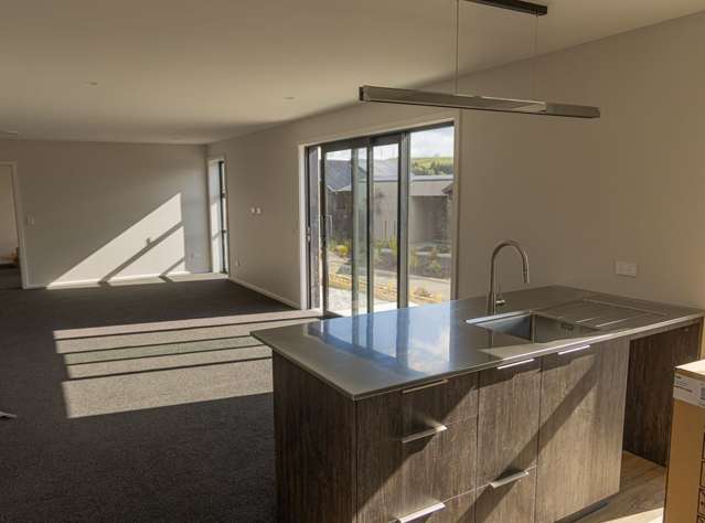 1 Hill Tops Way Stoke_2