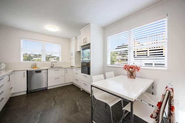 78 Vandeleur Avenue Birkdale_3